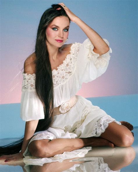 Embracing the Magic Within: Crystal Gayle's Journey of Self-Discovery